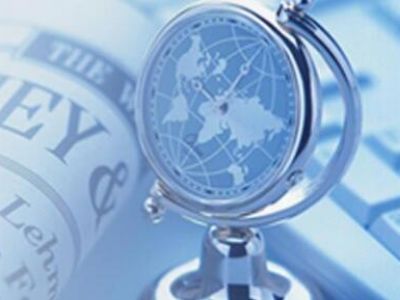 输送机所有轴和滚筒都应找平